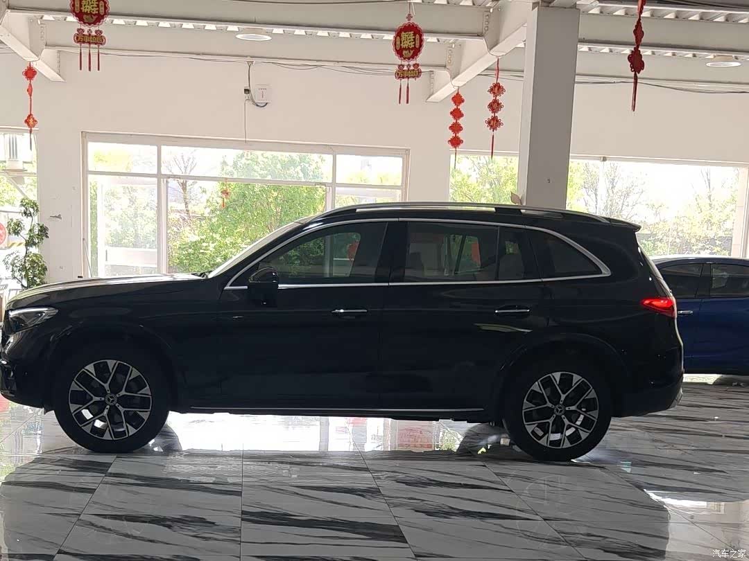 Mercedes-Benz GLC, 2024 3
