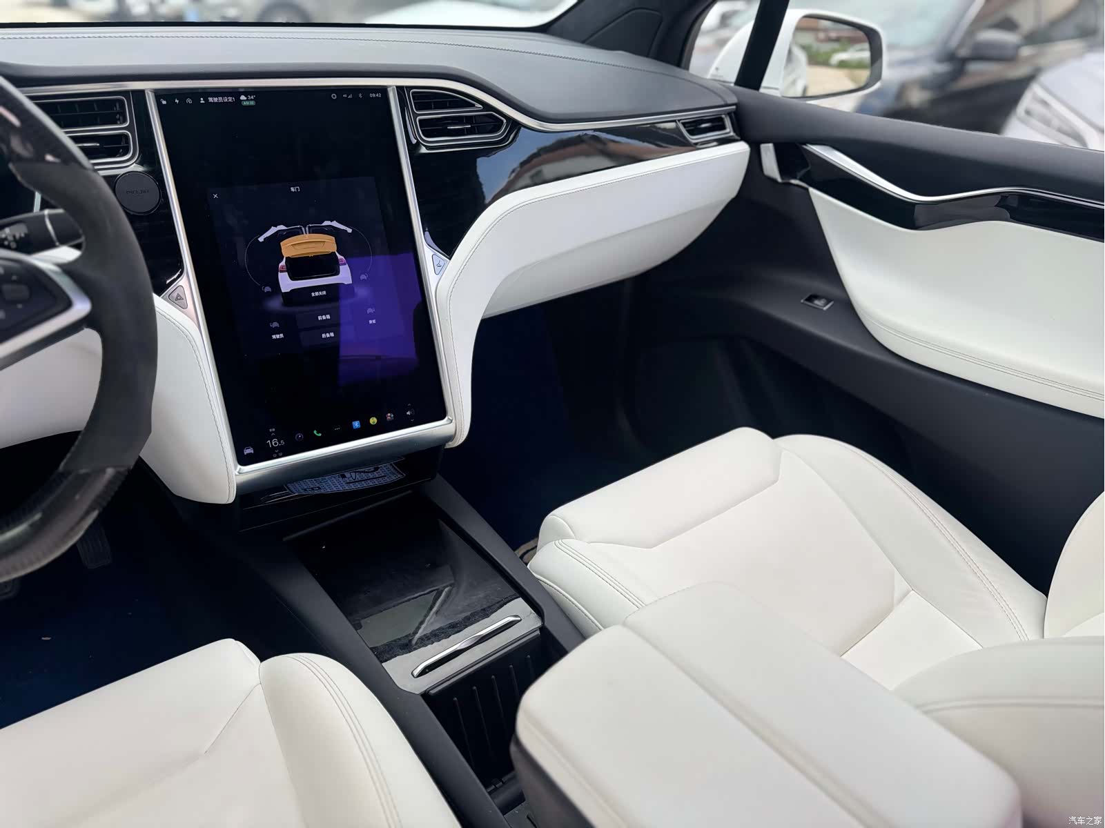 Tesla Model X, 2018 13