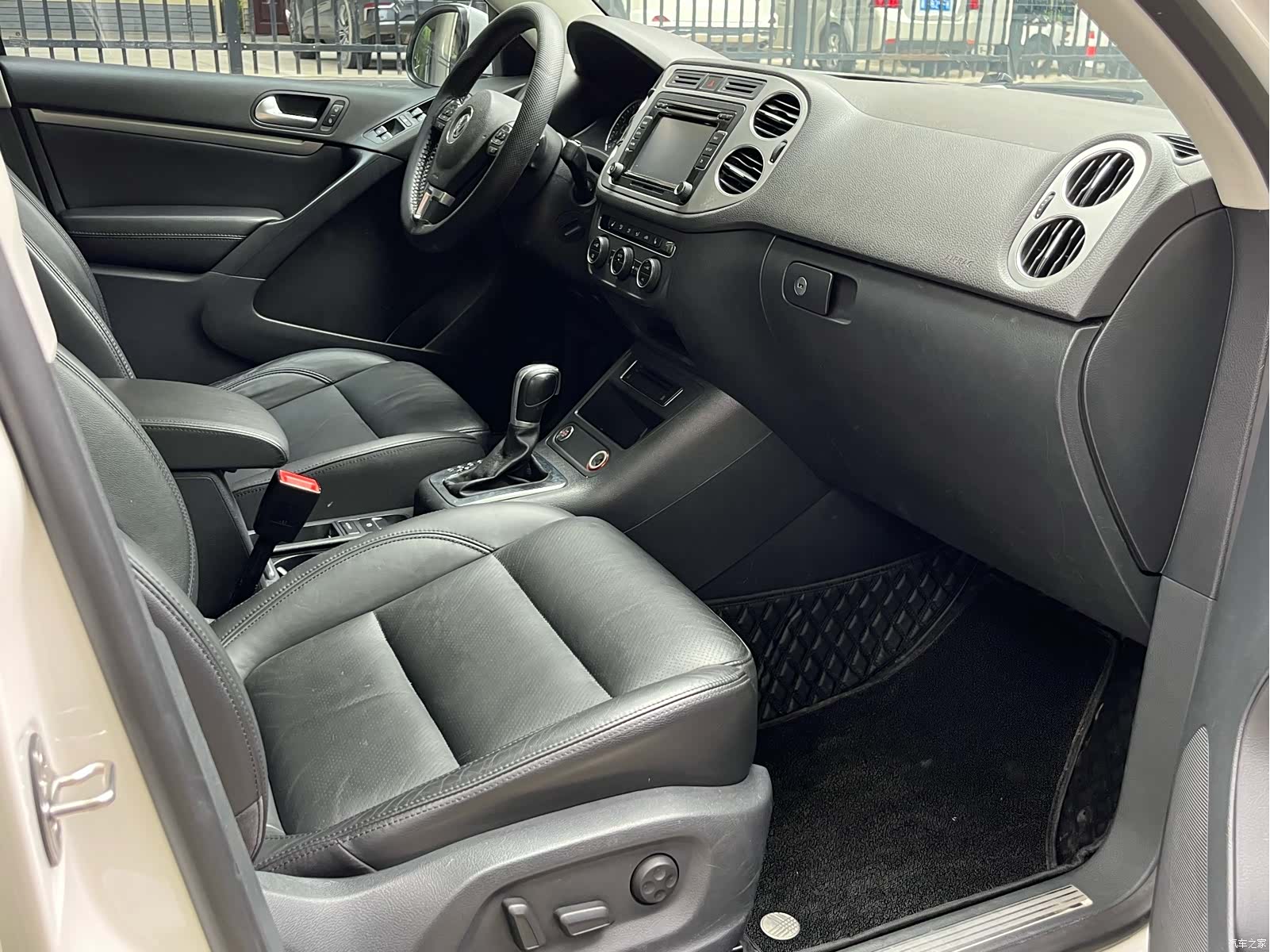 Volkswagen Tiguan, 2015 15