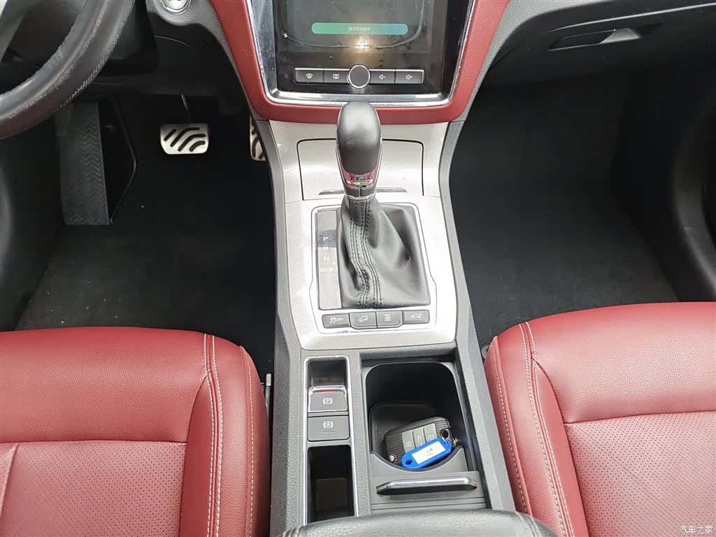 Roewe RX5, 2017 14