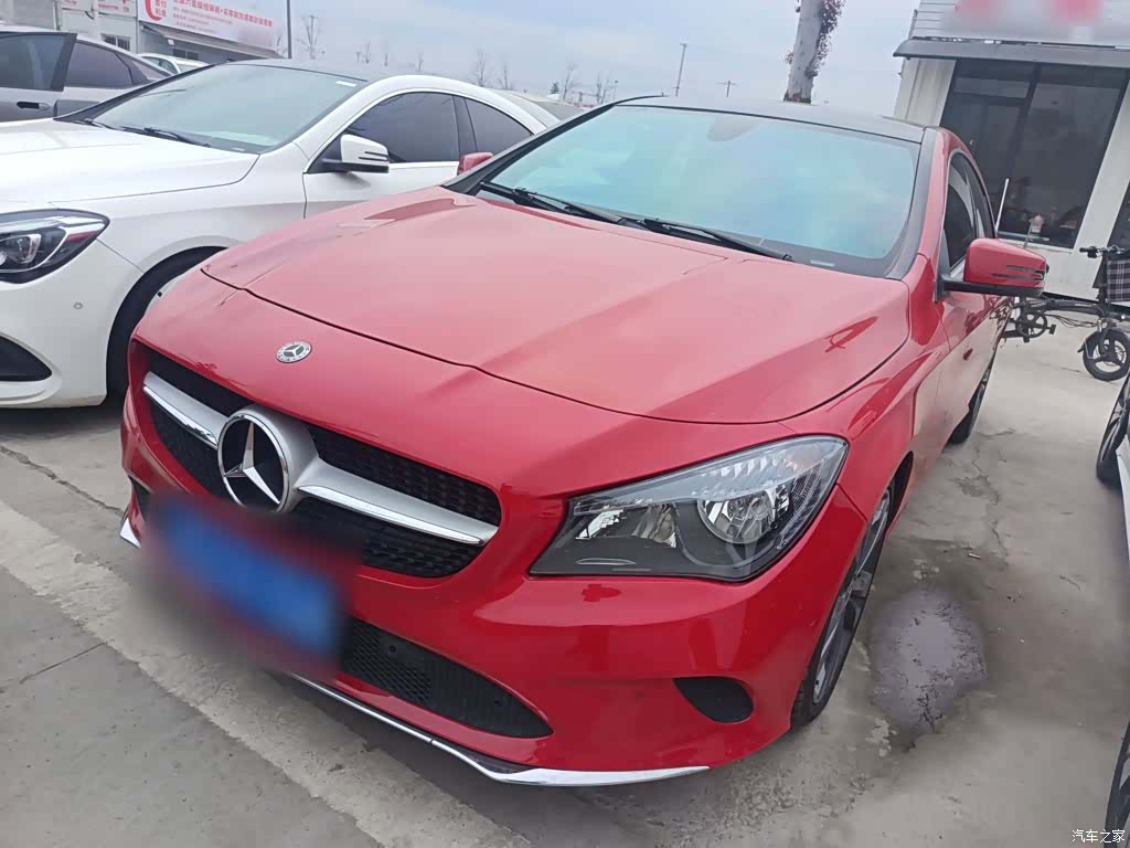 Mercedes-Benz CLA