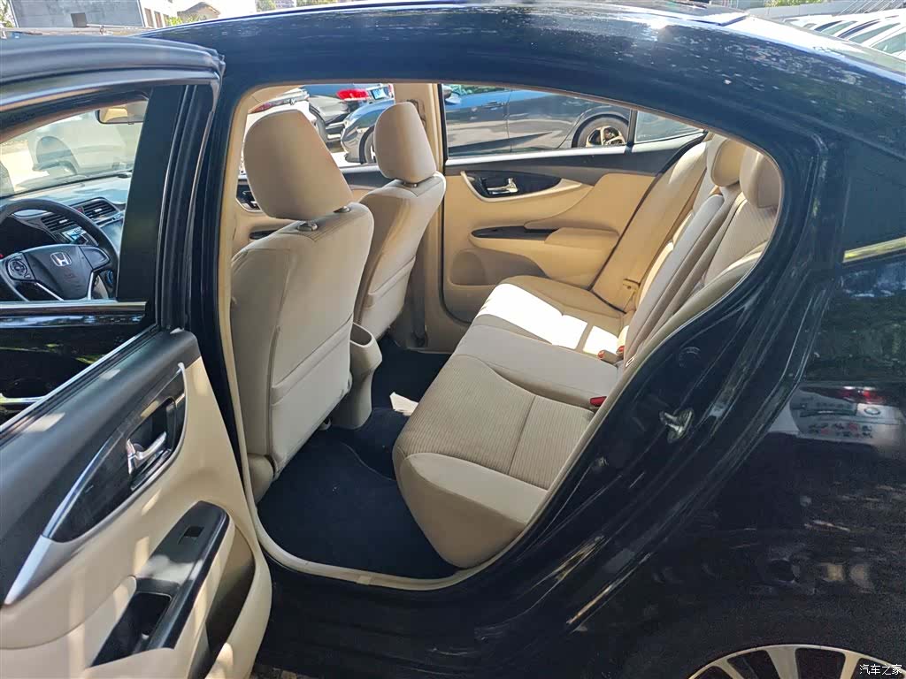 Honda Crider, 2015 17