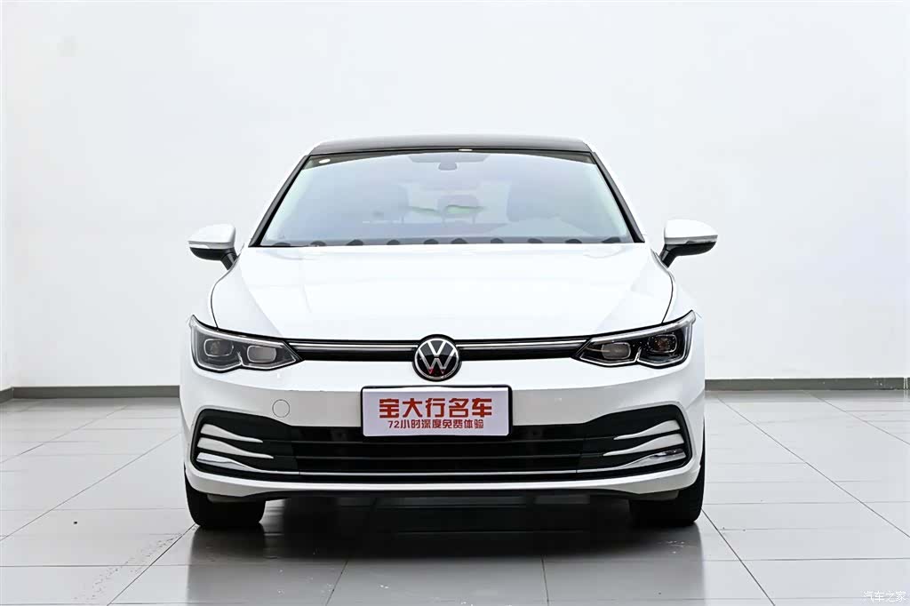 Volkswagen Golf, 2022 3