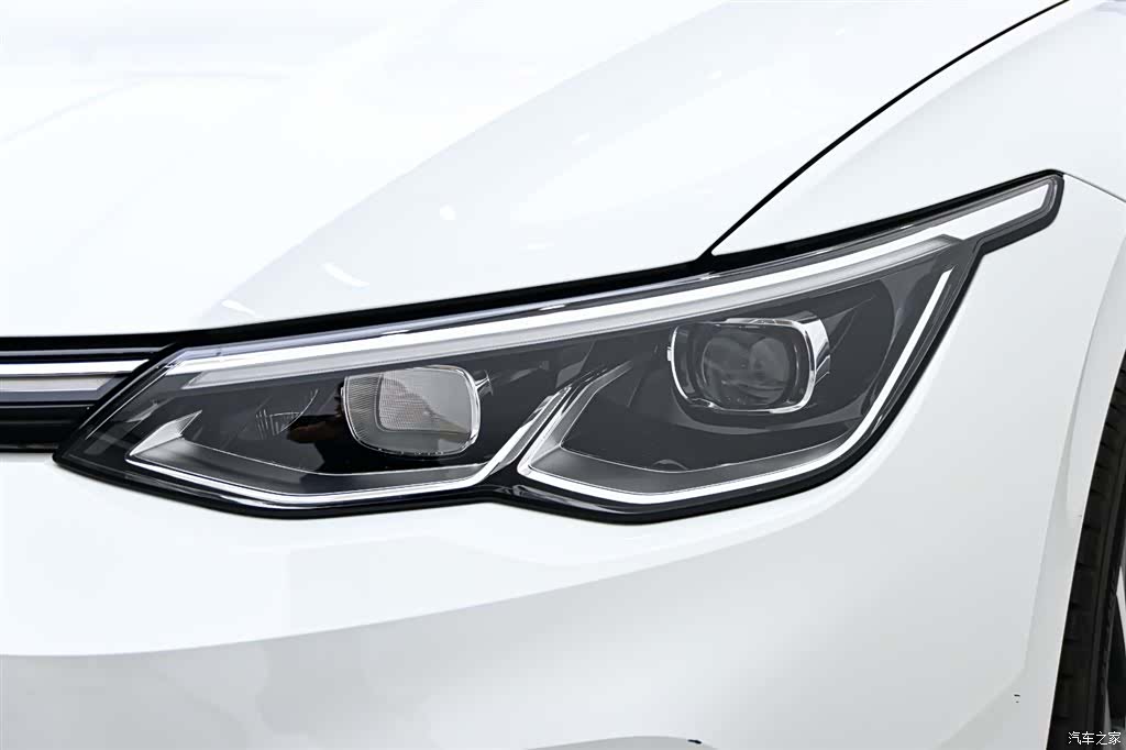 Volkswagen Golf, 2022 10