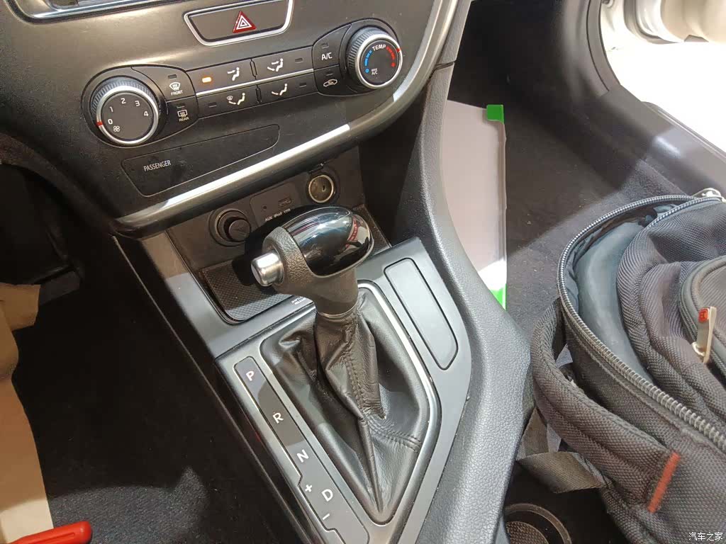 Kia K5, 2017 10