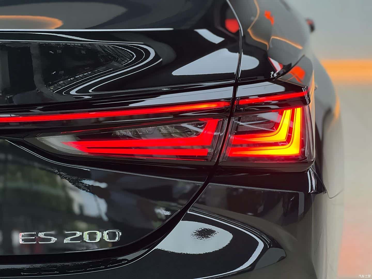 Lexus ES, 2025 18