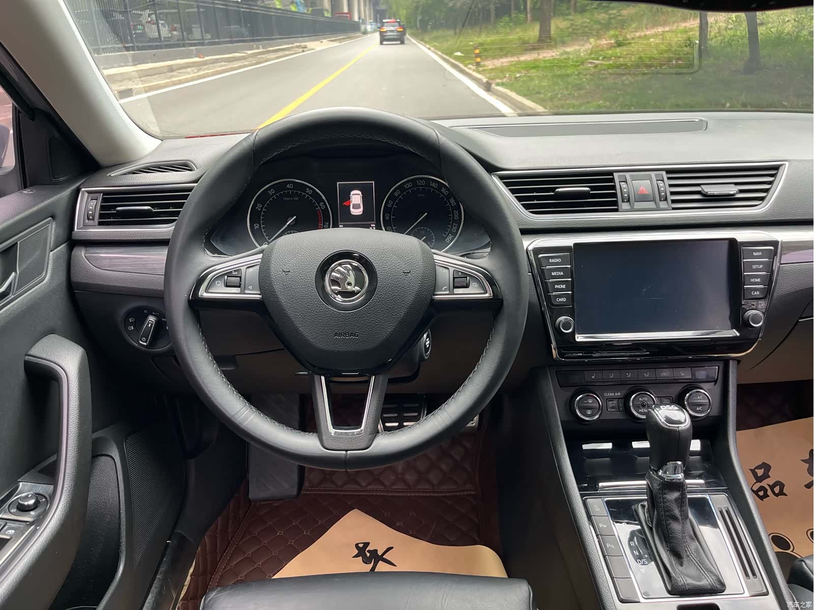 Skoda Superb, 2015 6