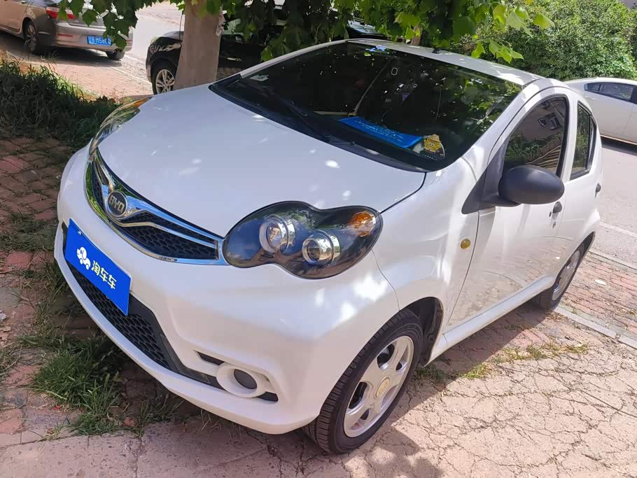 BYD F0