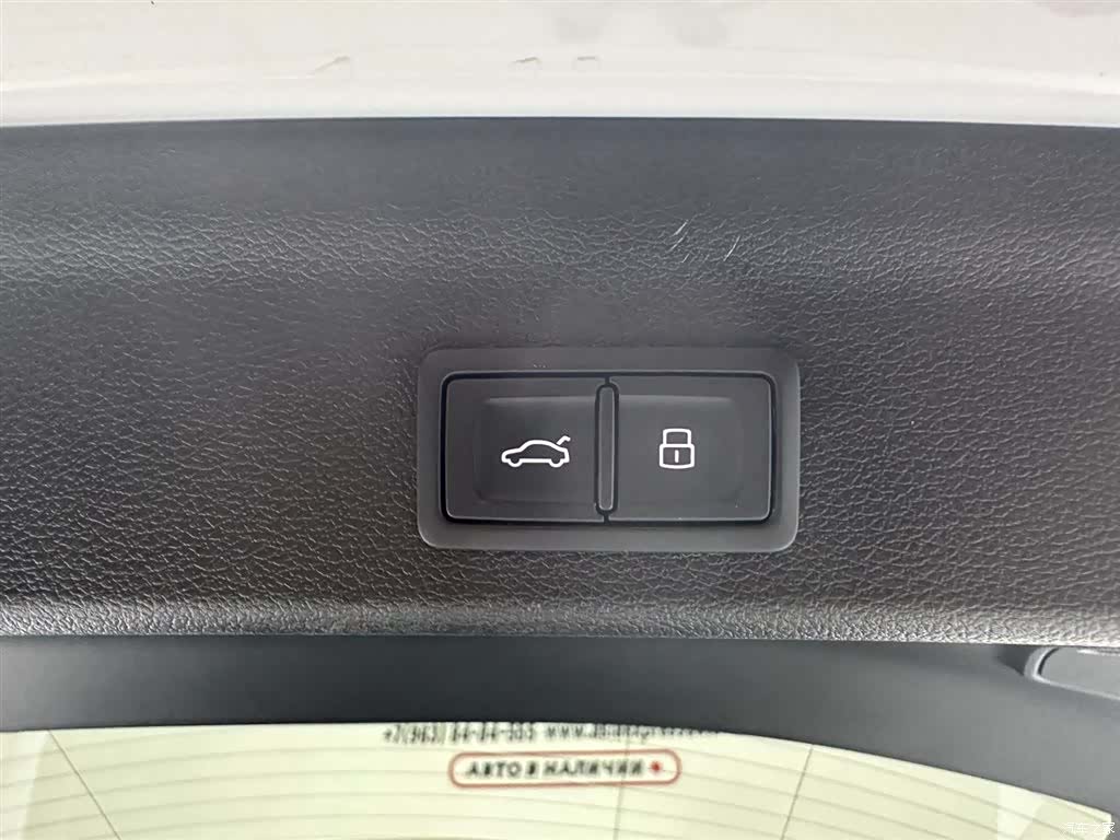 Audi Q3, 2023 10