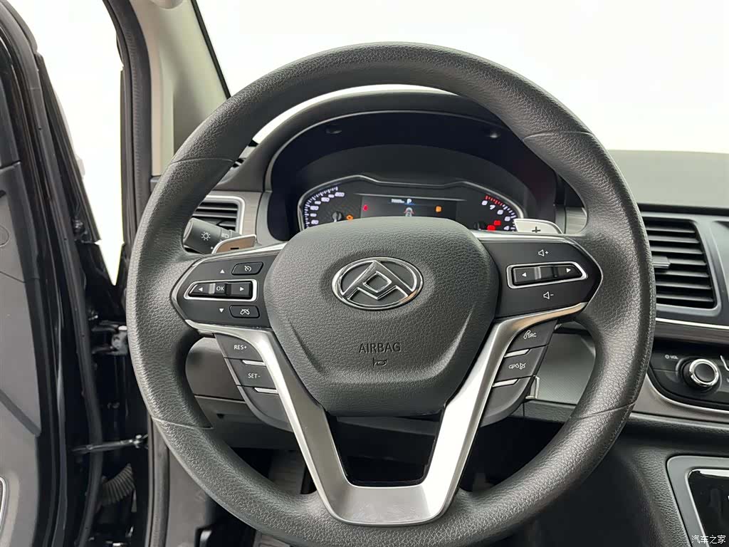 Maxus G10, 2022 8