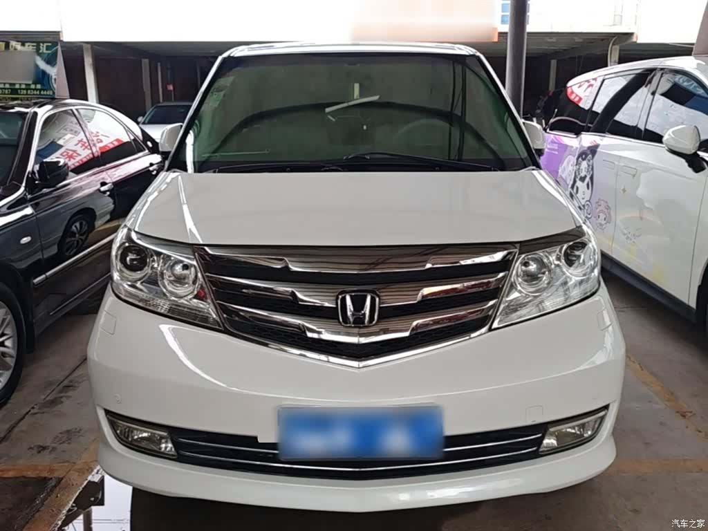 Honda Elysion, 2014 3