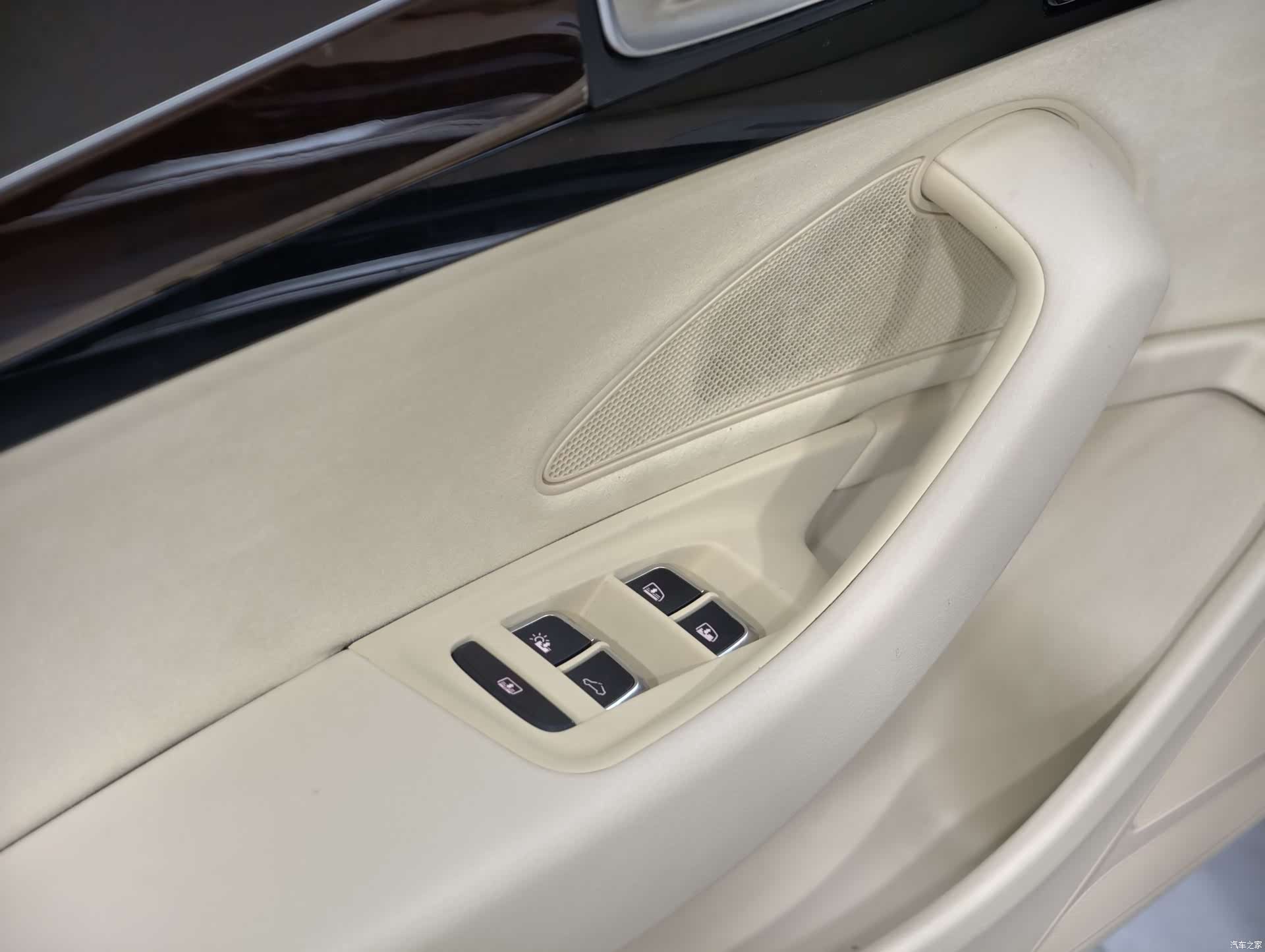 Audi A8L, 2011 34