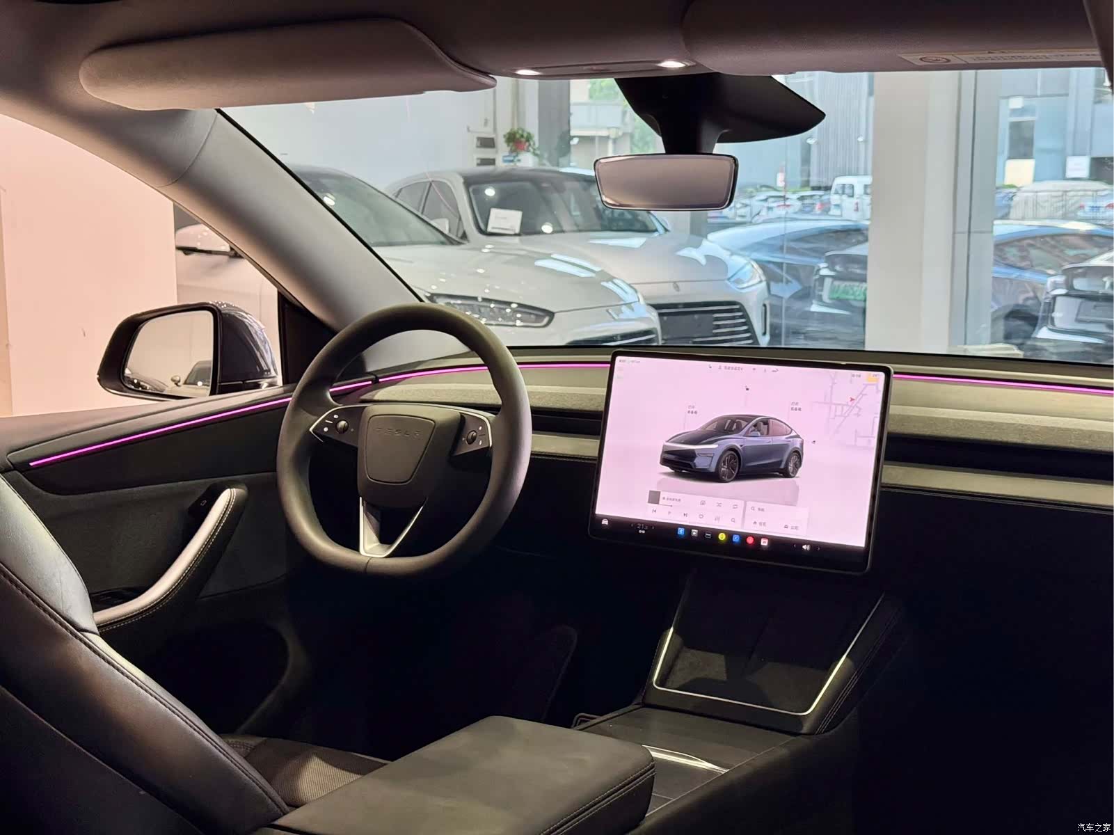 Tesla Model Y, 2025 4