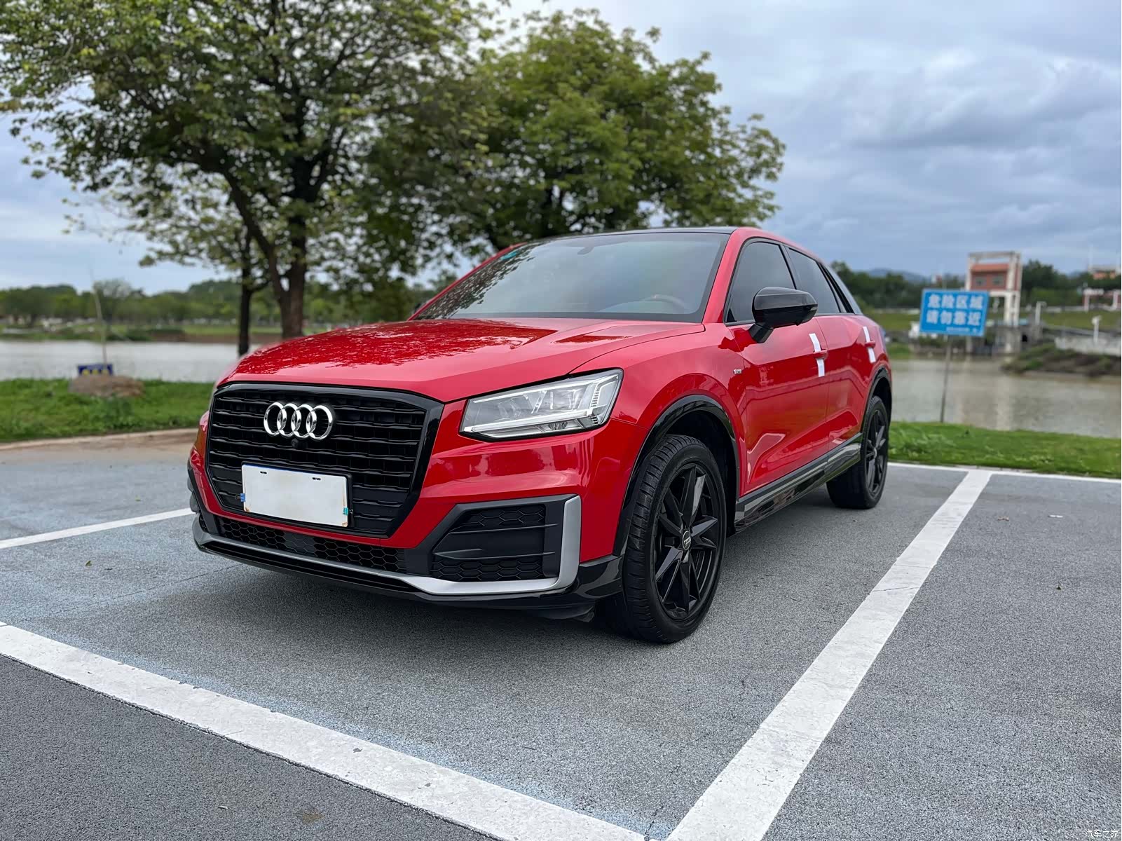 Audi Q2L, 2020 1