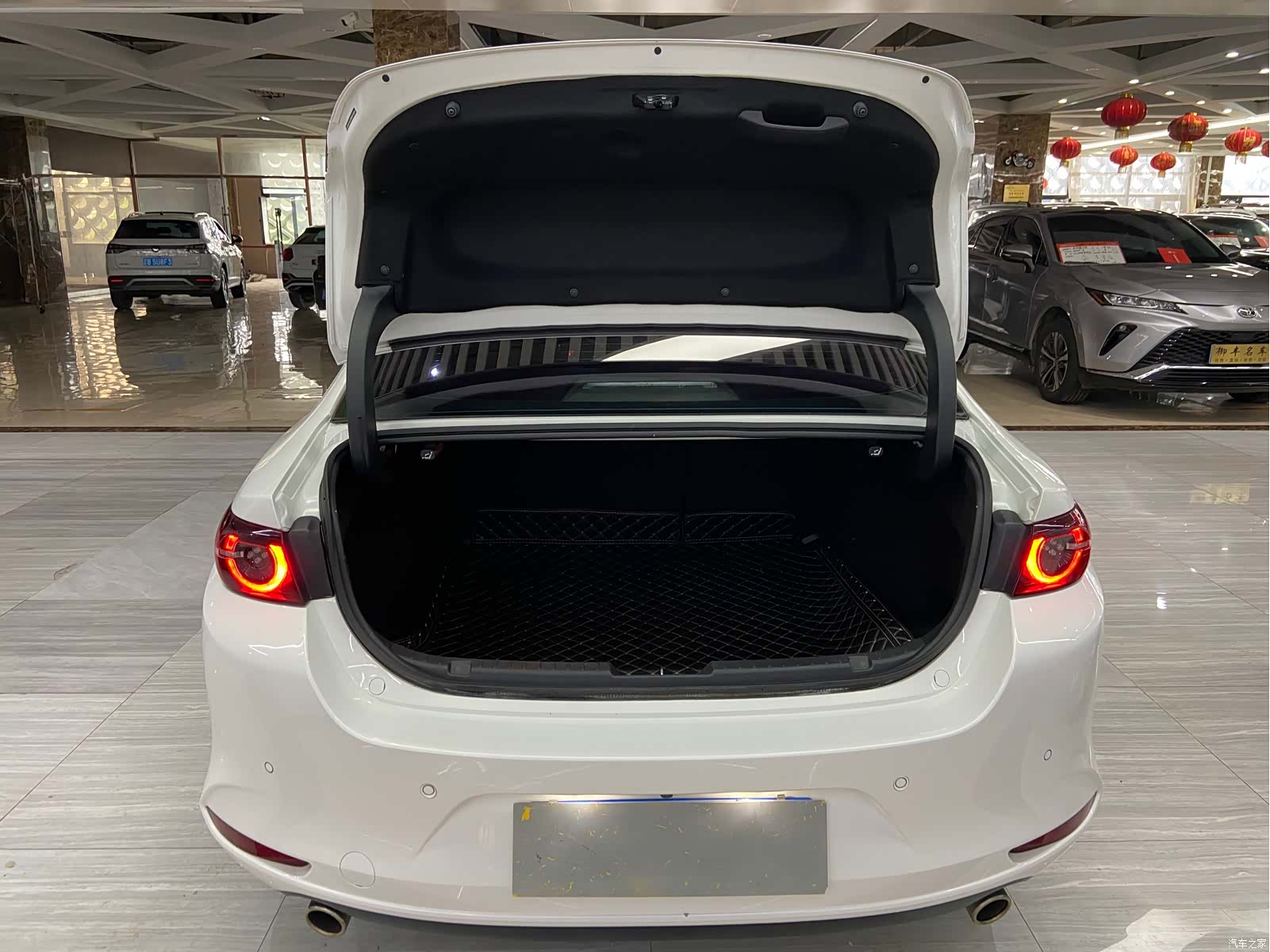 Mazda Mazda3, 2022 11