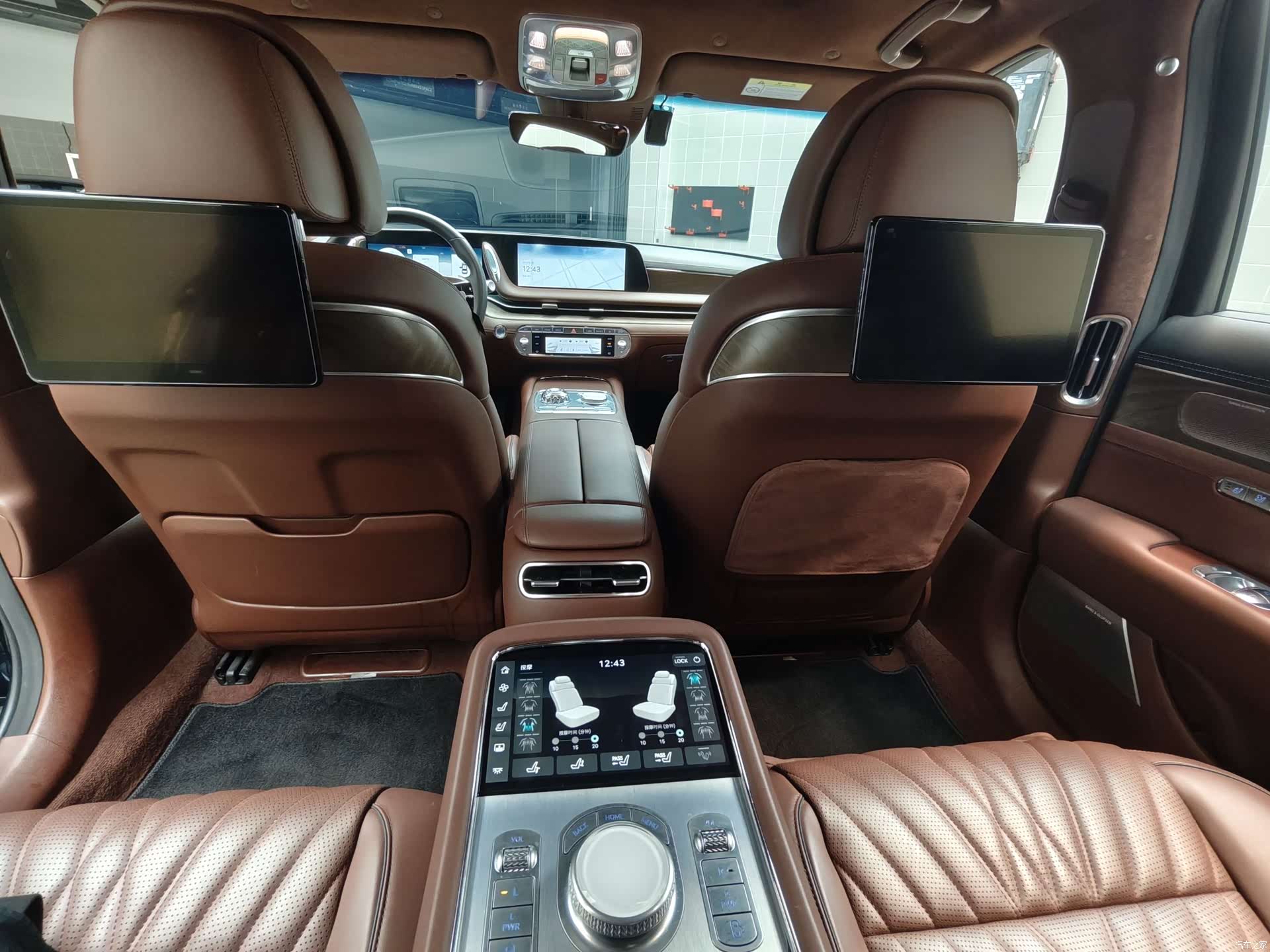 Genesis G90, 2023 17