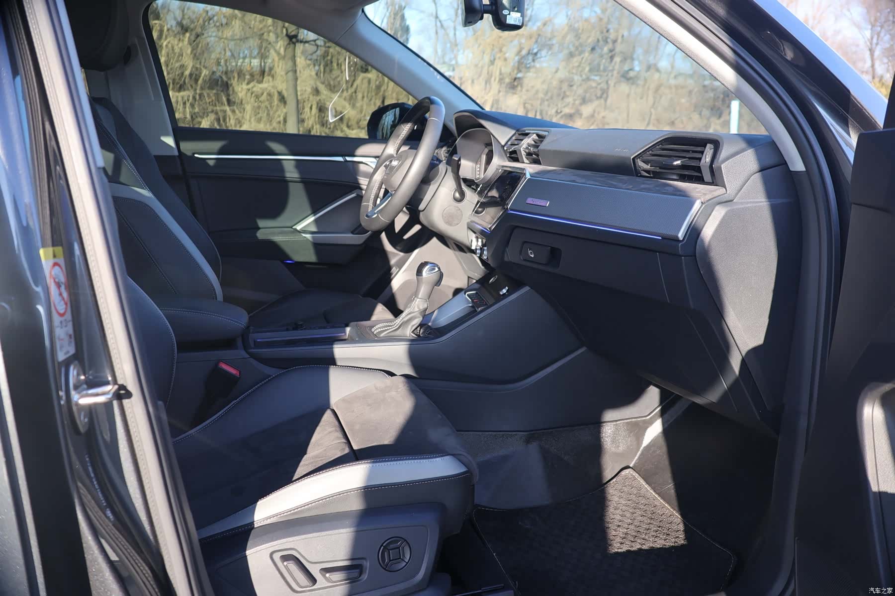 Audi Q3, 2023 12
