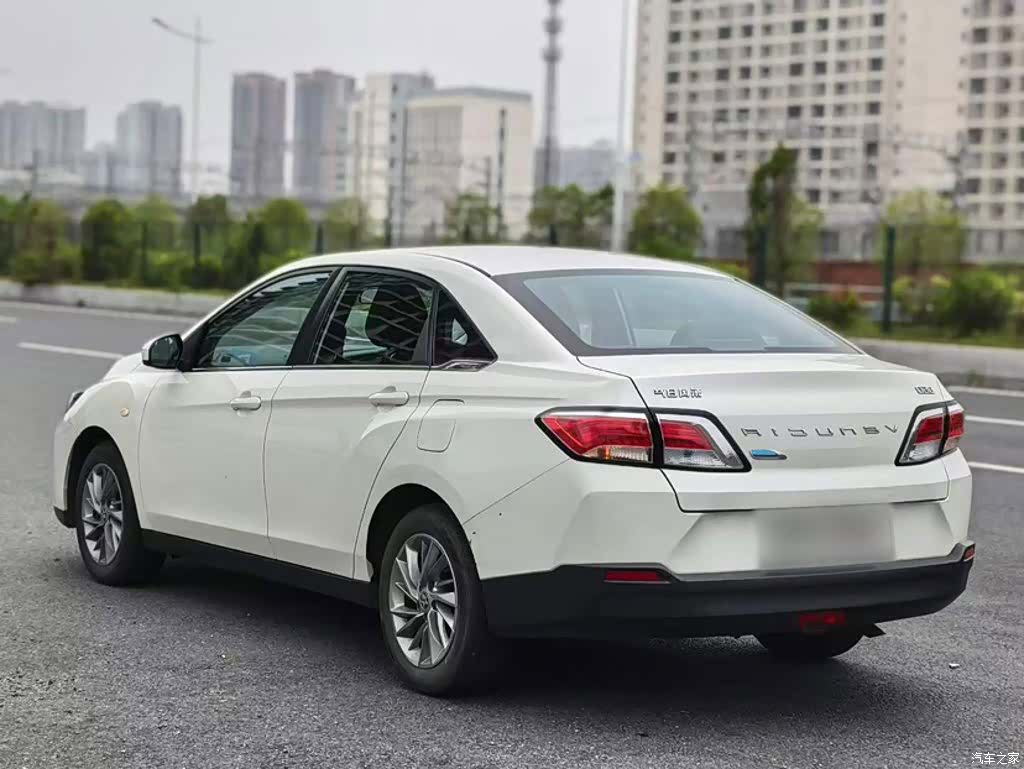 Nissan D60, 2022 25