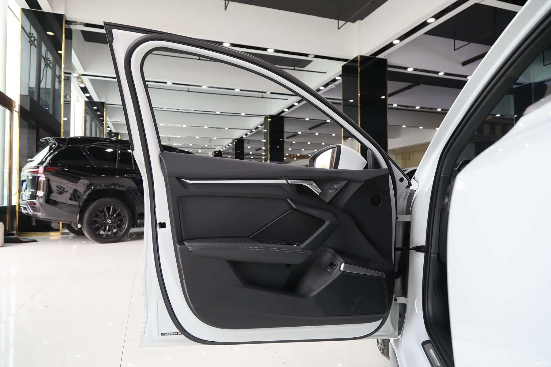 Audi A3, 2023 все фото