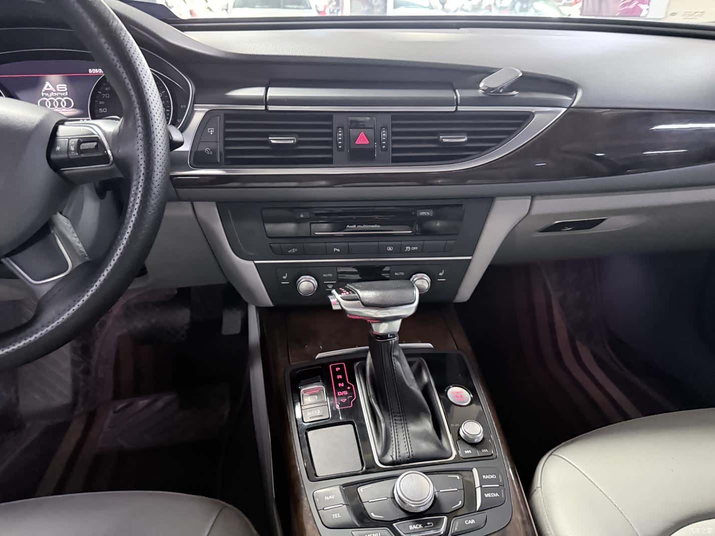 Audi A6, 2014 14