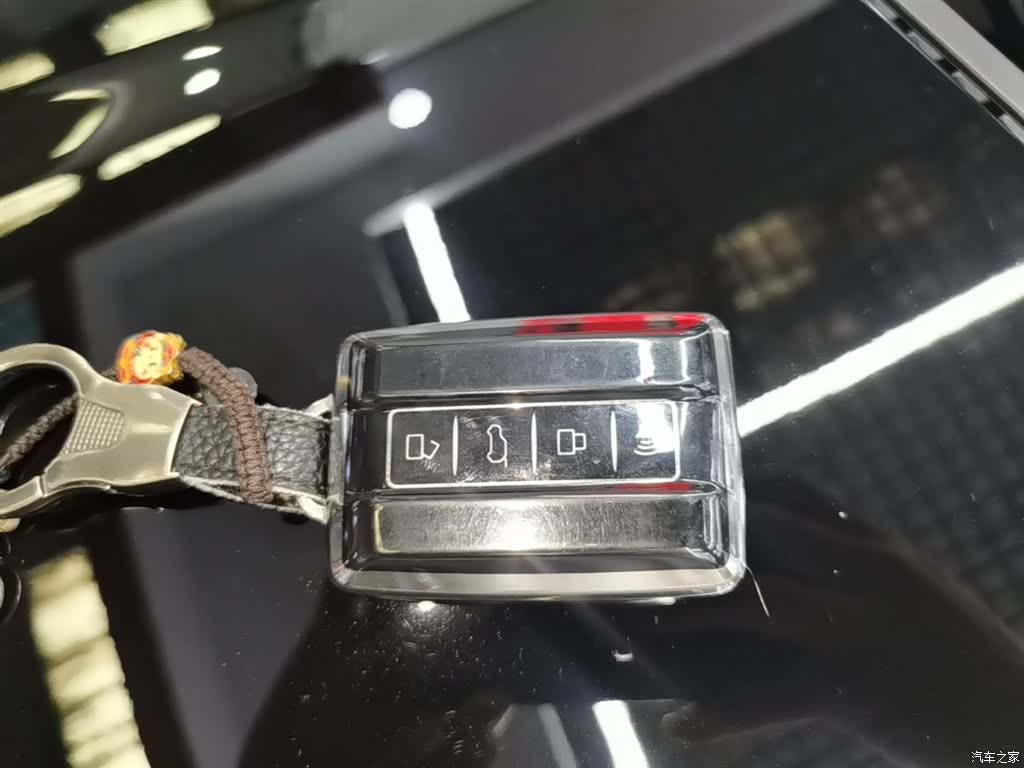 Tank 400, 2025 9
