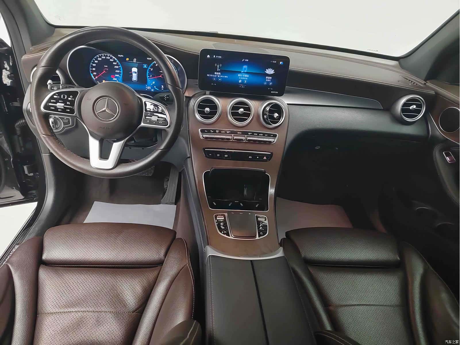 Mercedes-Benz GLC, 2020 14