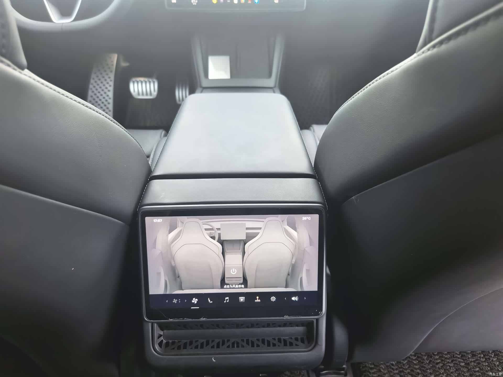 Tesla Model 3, 2024 14