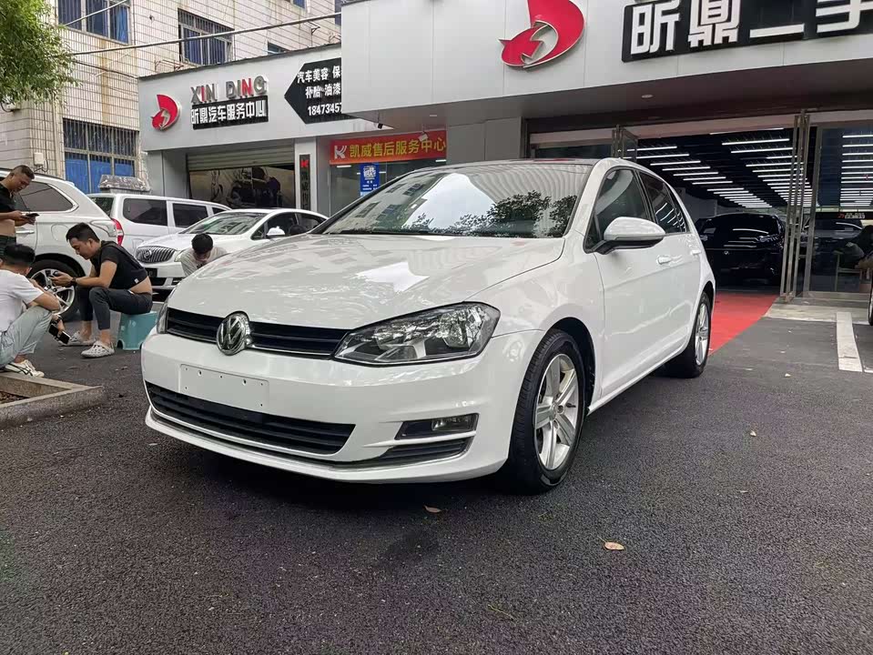 Volkswagen golf