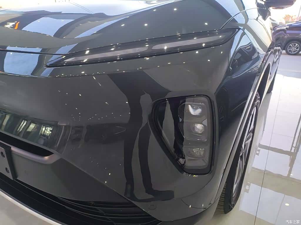 NIO ES8, 2023 24