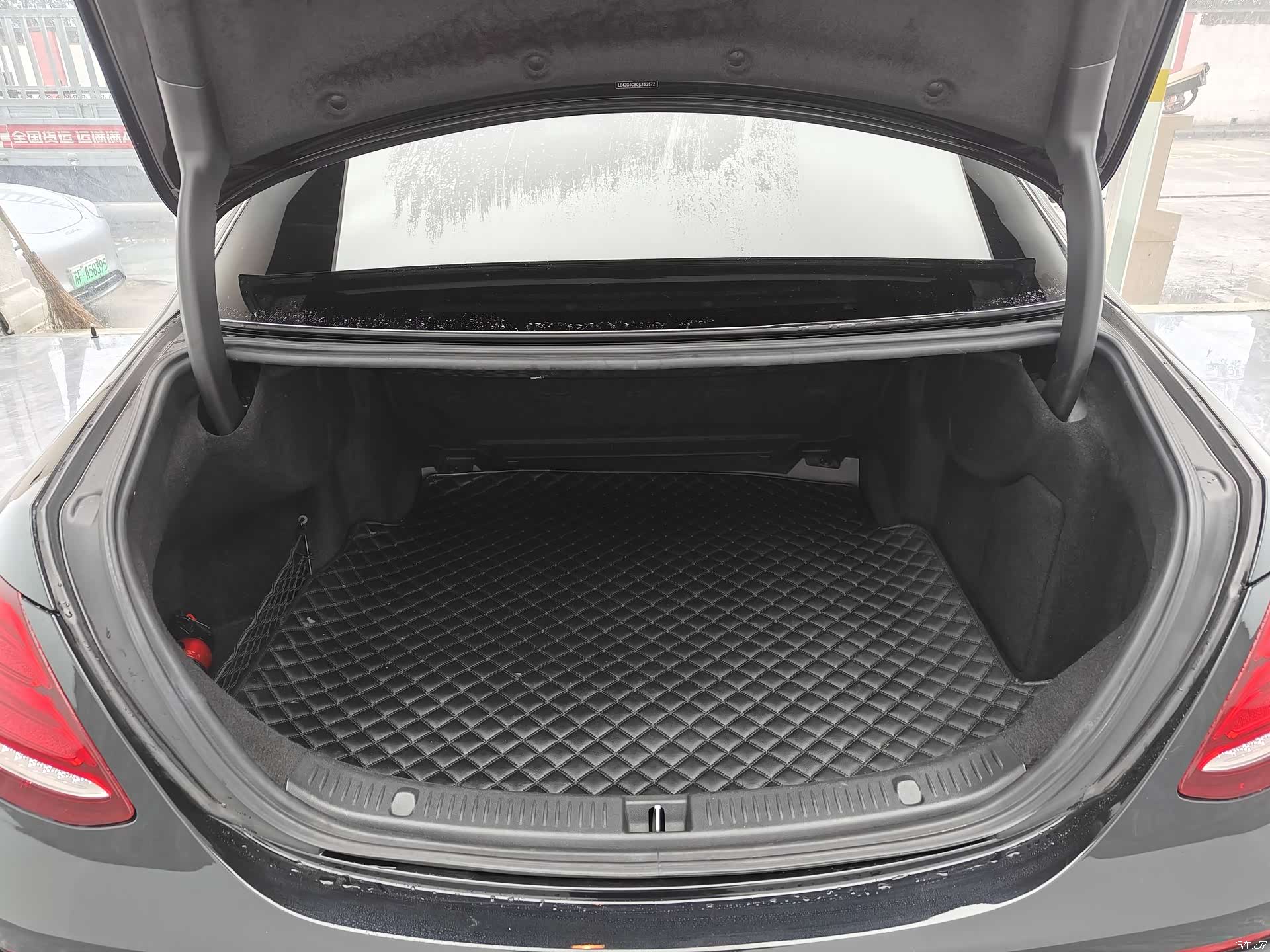 Mercedes-Benz E-Class, 2018 7