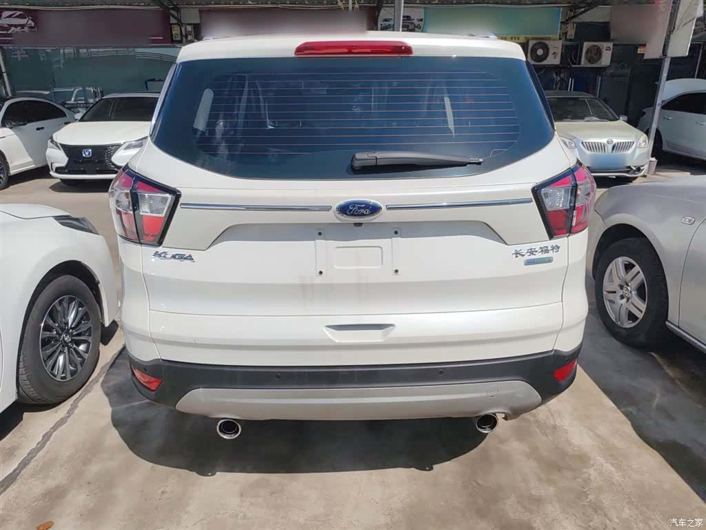 Ford Kuga, 2017 6
