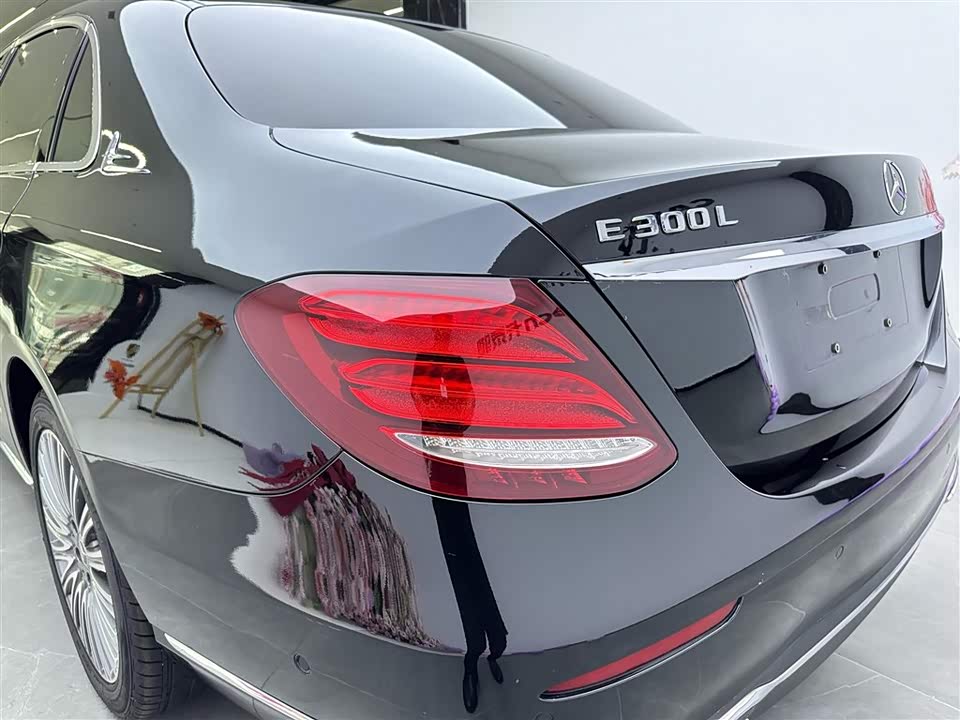 Mercedes-Benz E-class Mercedes-Benz E-class