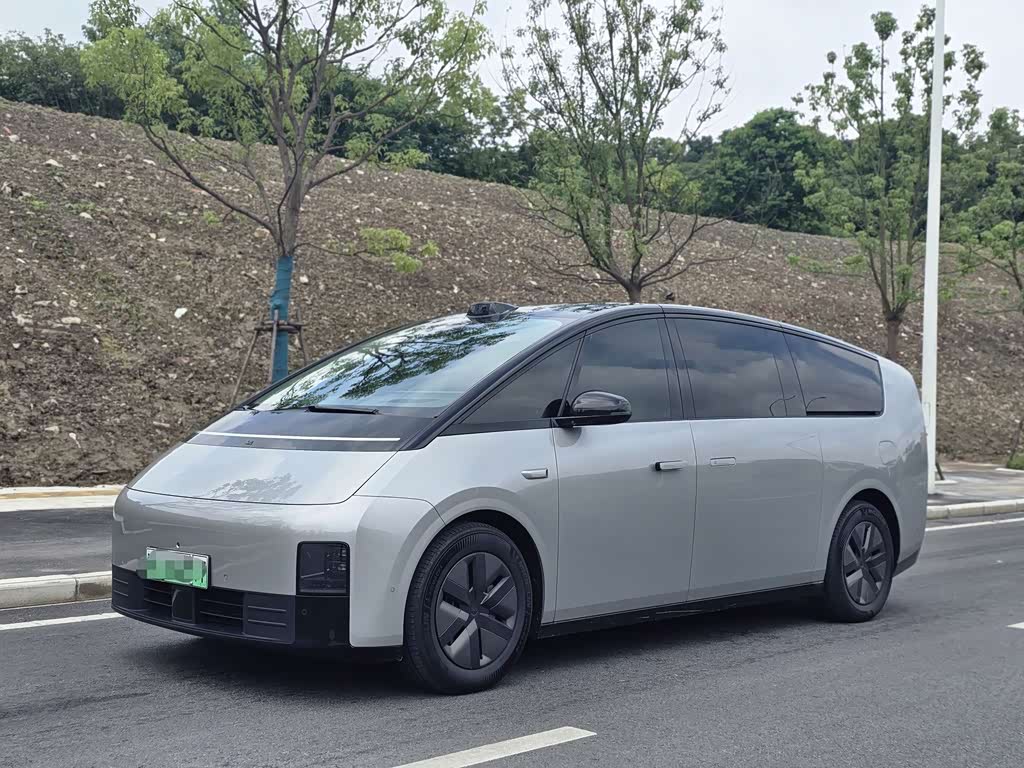 Li Auto MEGA