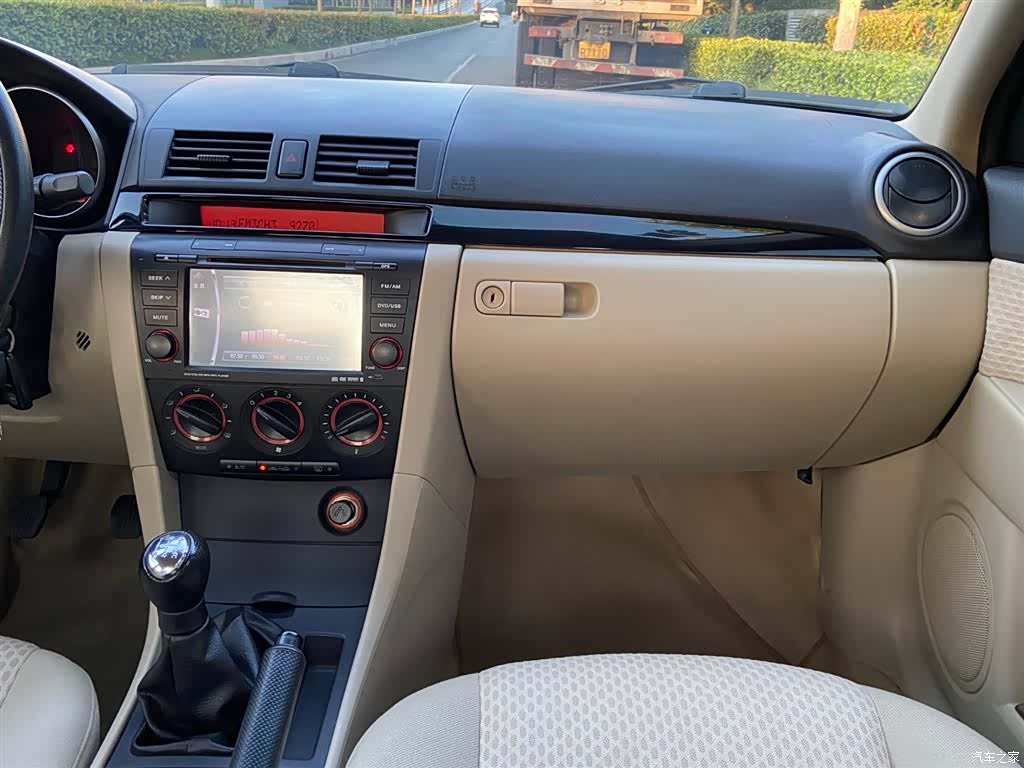 Mazda 3, 2010 9