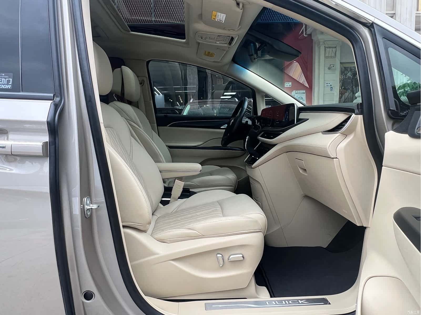 Buick GL8, 2022 15