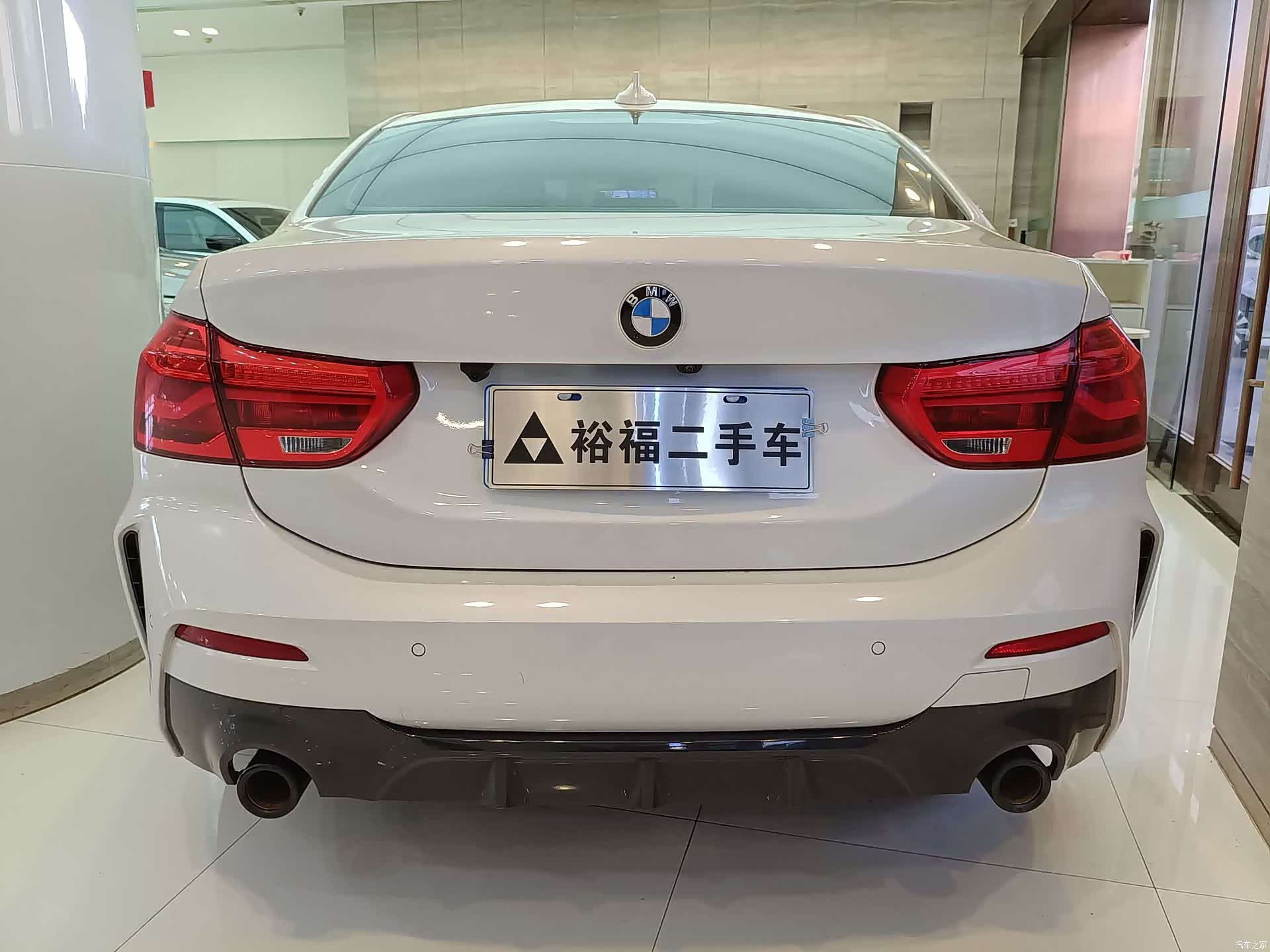 BMW 1 Series, 2021 все фото