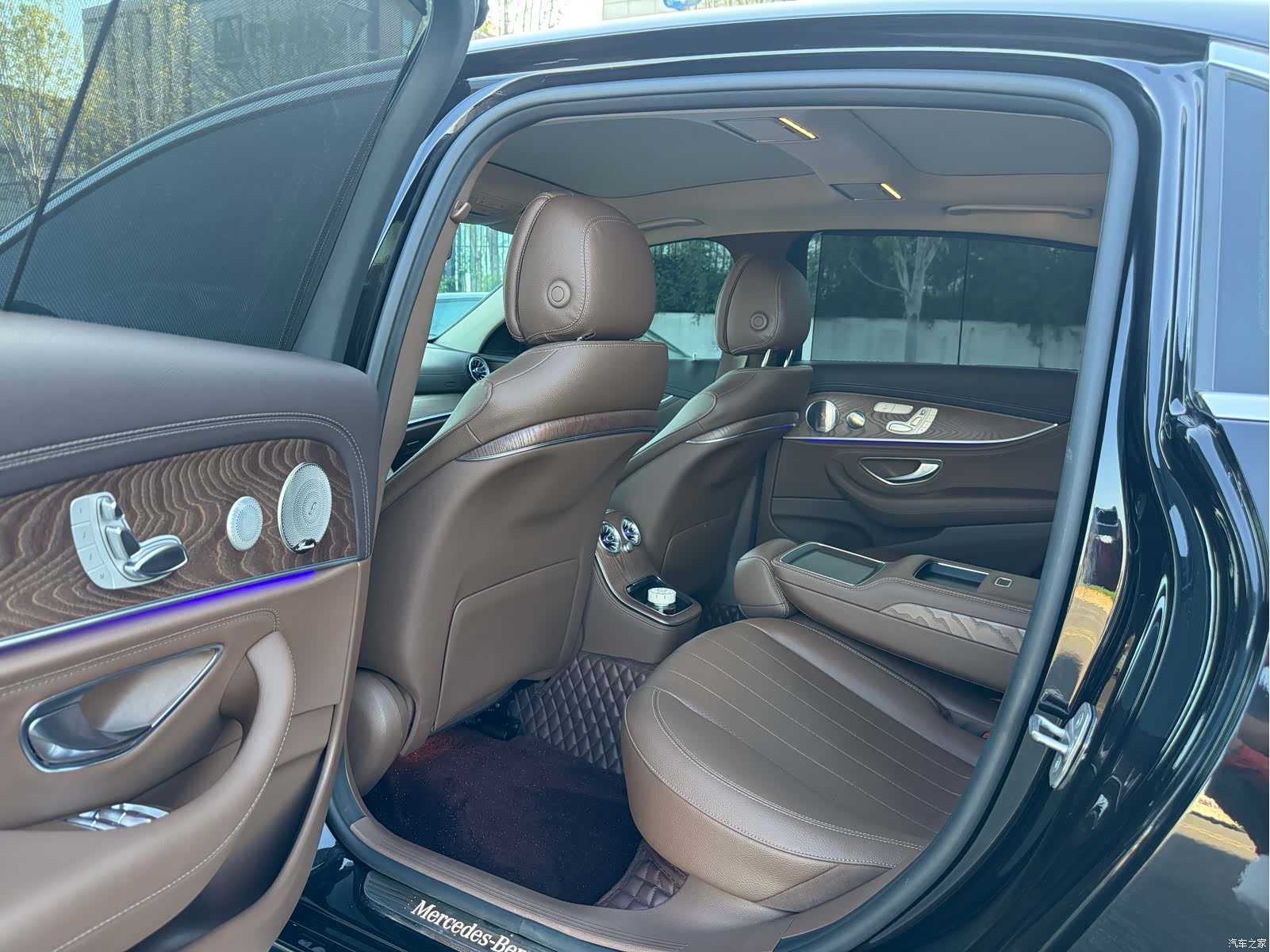 Mercedes-Benz E-Class, 2022 все фото