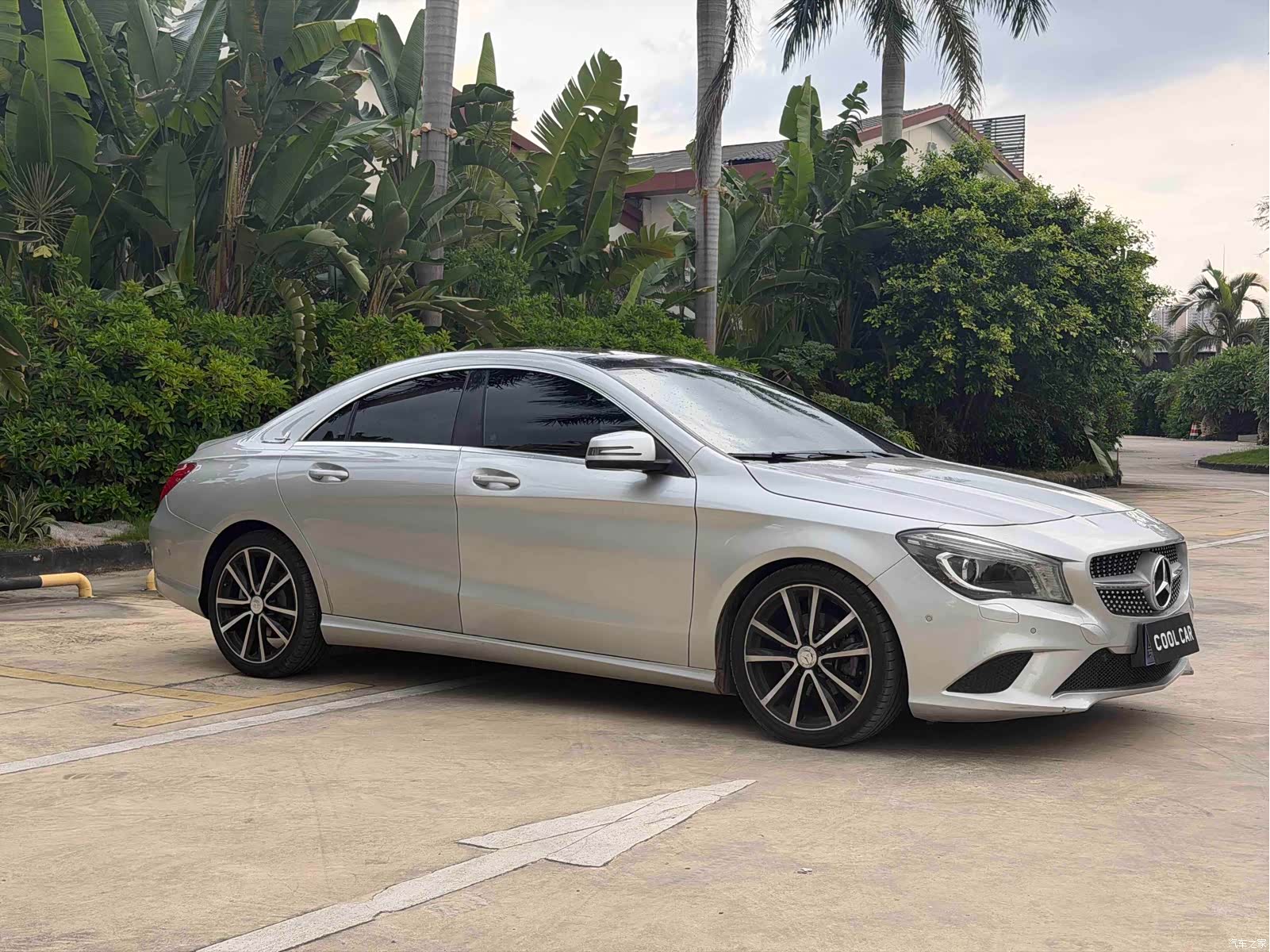 Mercedes-Benz CLA, 2015 3