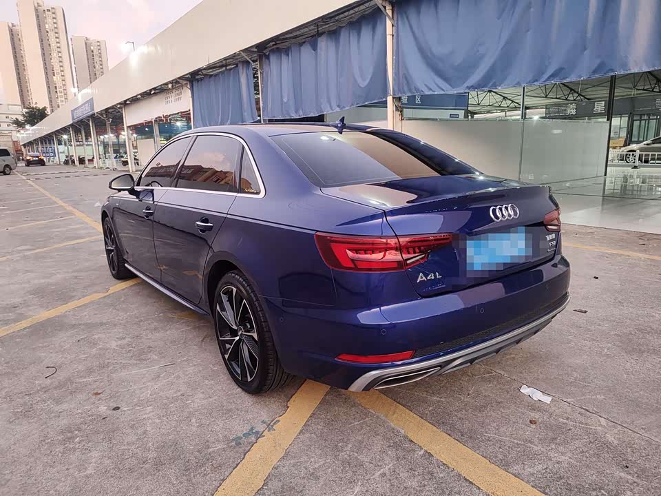 Audi A4L