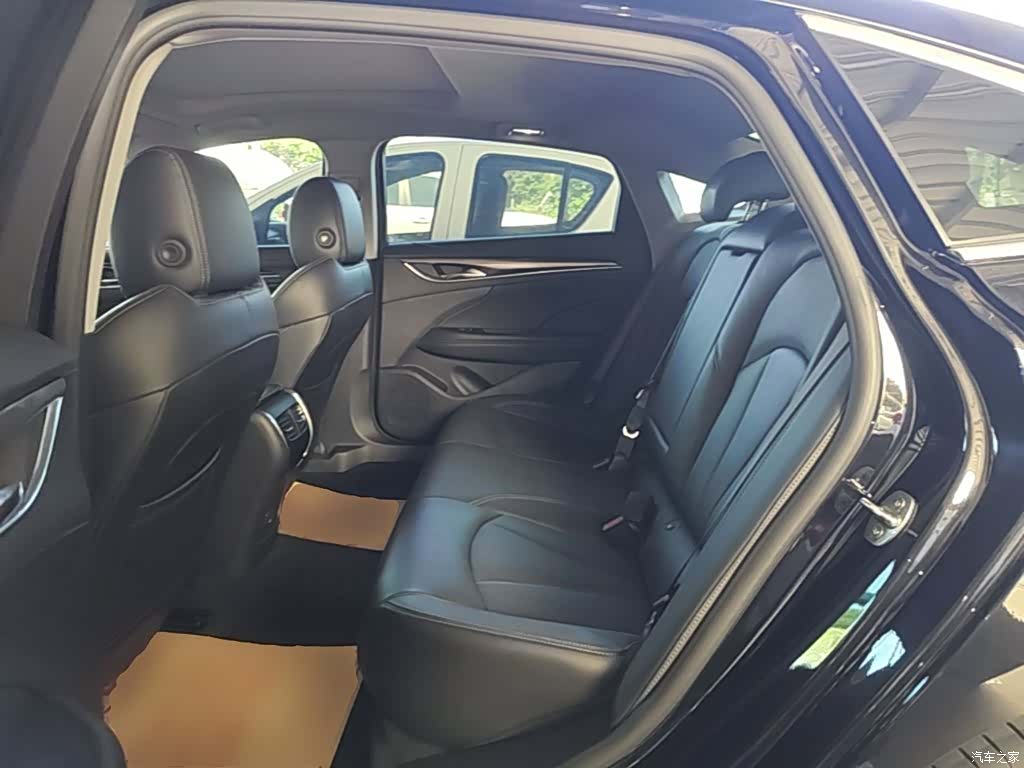 Buick LaCrosse, 2021 13