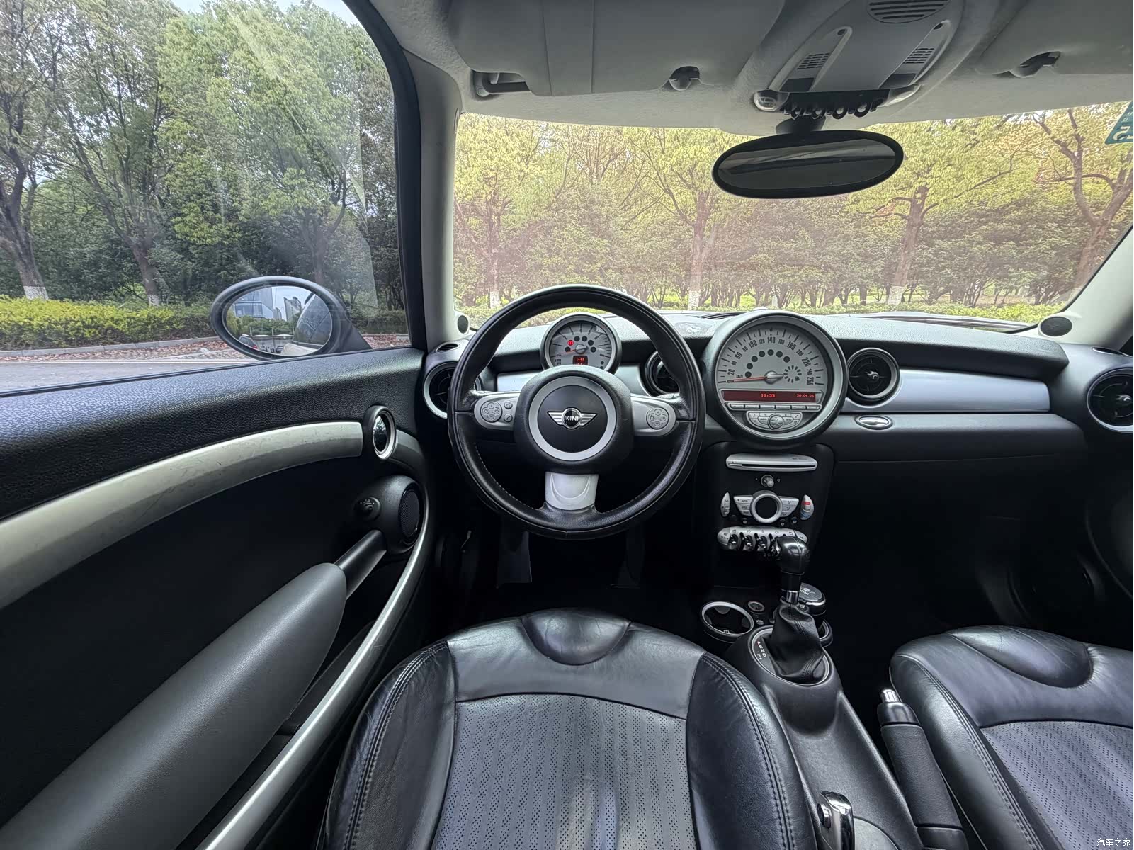 Mini Cooper, 2009 11