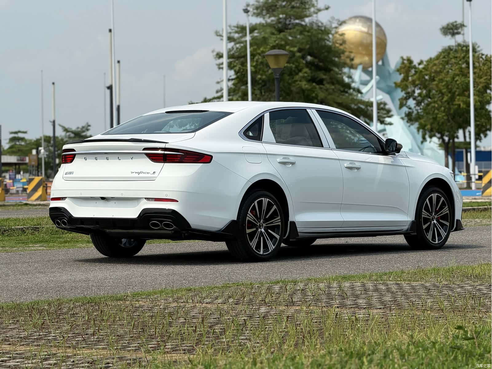 Geely Preface, 2026 35