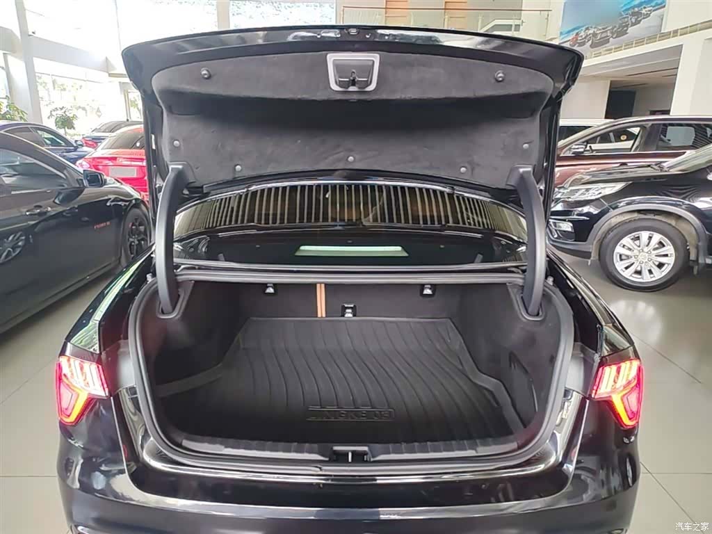 Lynk & Co 01, 2019 19
