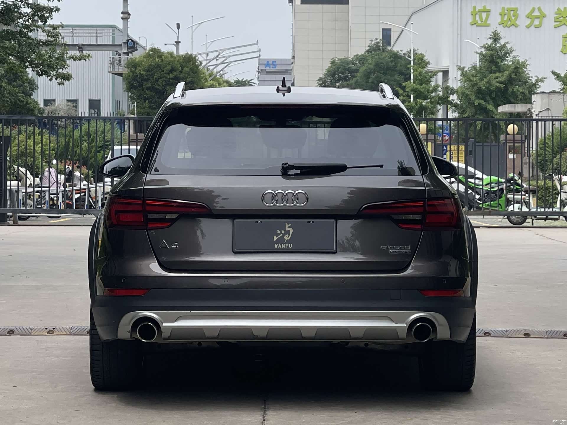 Audi A4, 2018 все фото