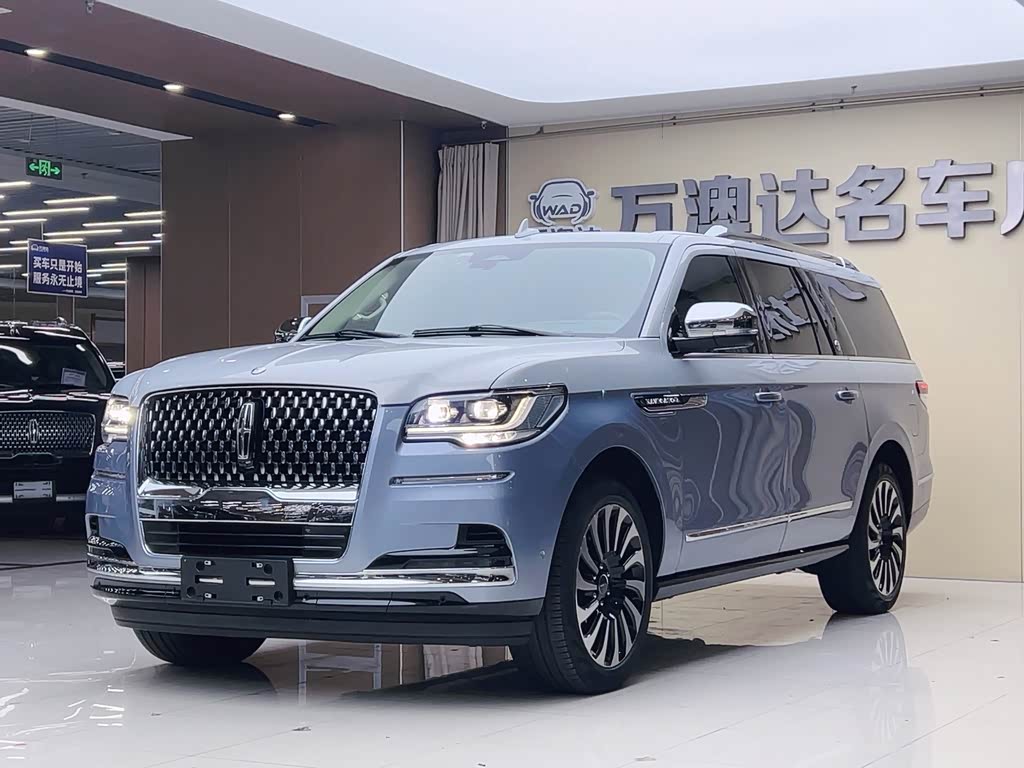 Lincoln Navigator