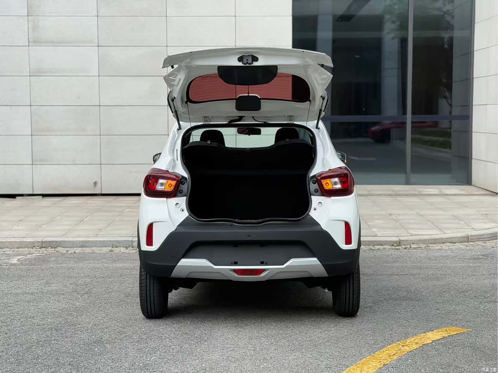 DongFeng e, 2019 12