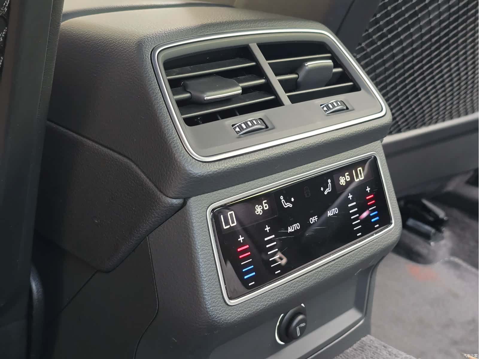 Audi A6L, 2021 11