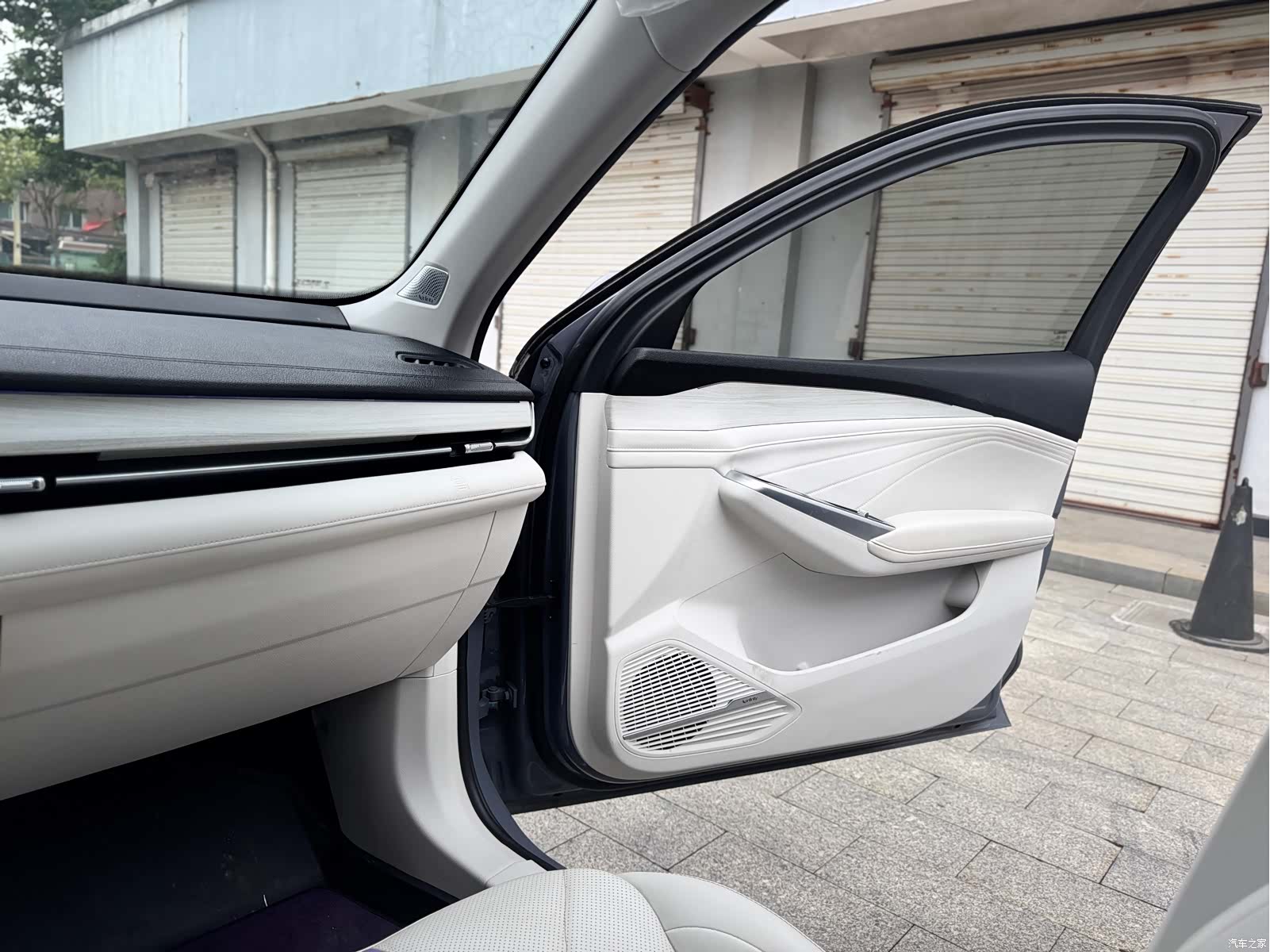 Geely Preface, 2023 12