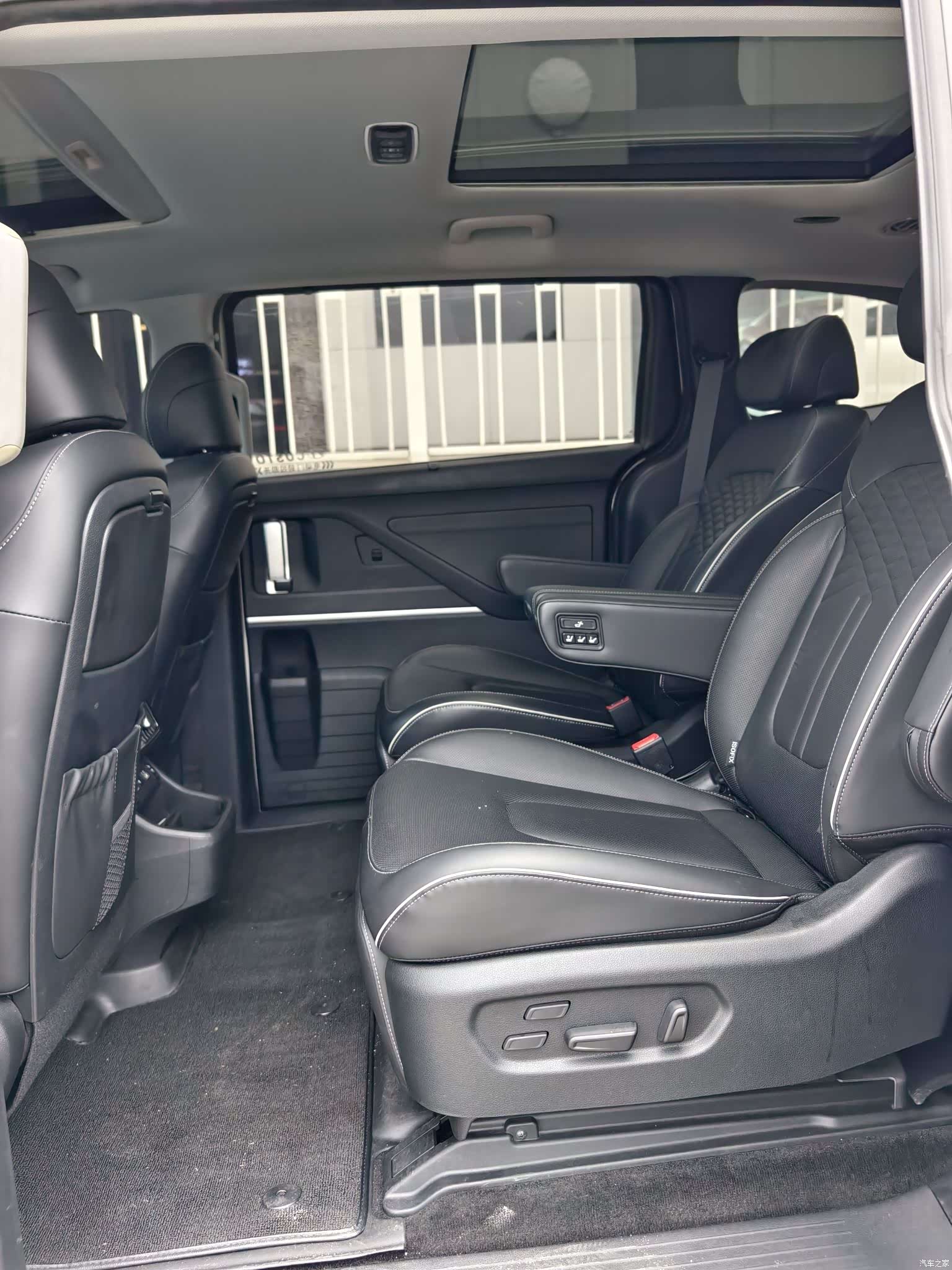 Hyundai Custo, 2023 18
