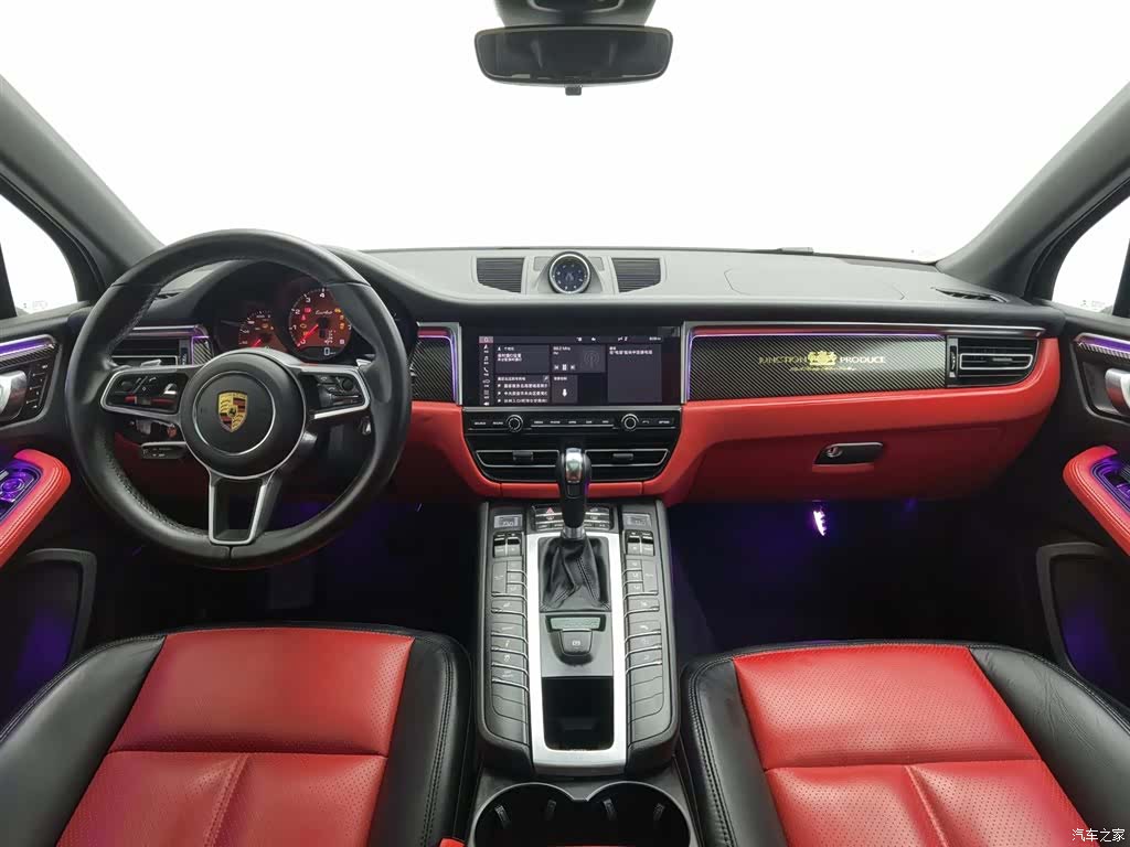 Porsche Macan, 2021 все фото